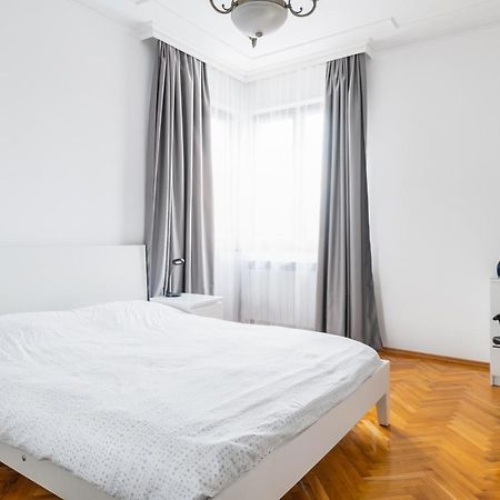 Vitosha Str 2Bd White & Blue Apt By Flat Mаnager Sofía Exterior foto