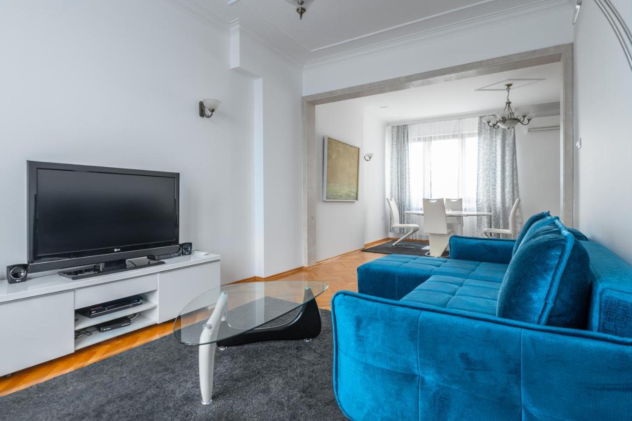 Vitosha Str 2Bd White & Blue Apt By Flat Mаnager Sofía Exterior foto