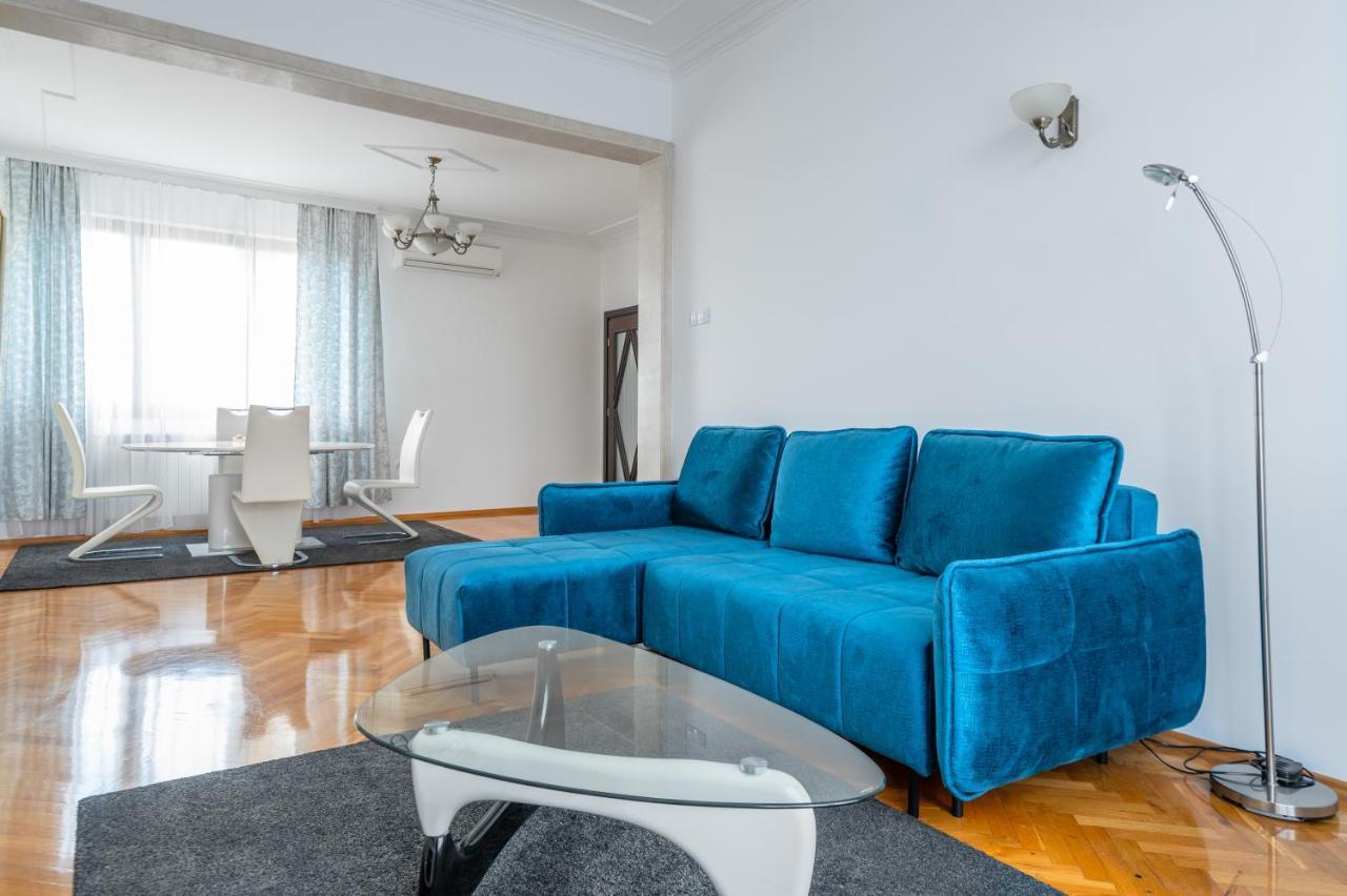 Vitosha Str 2Bd White & Blue Apt By Flat Mаnager Sofía Exterior foto
